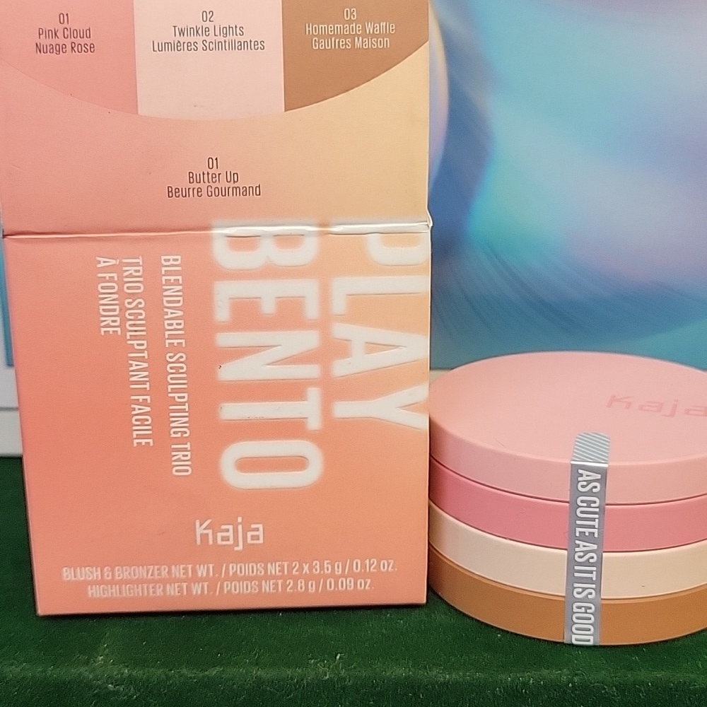 Beauty Bento Bouncy Shimmer Eyeshadow Trio New 01 Butter Up